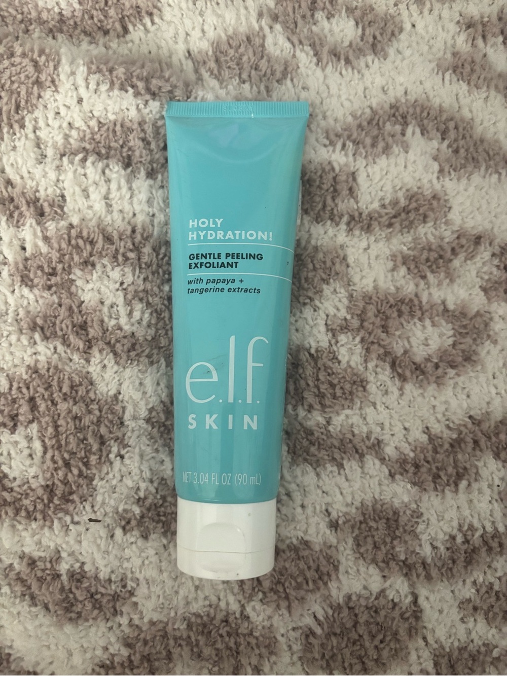 e.l.f skin holy hydration gentle peeling exfoliant